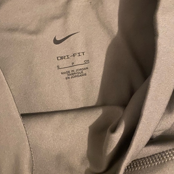 Nike active wear - Picture 2 of 2